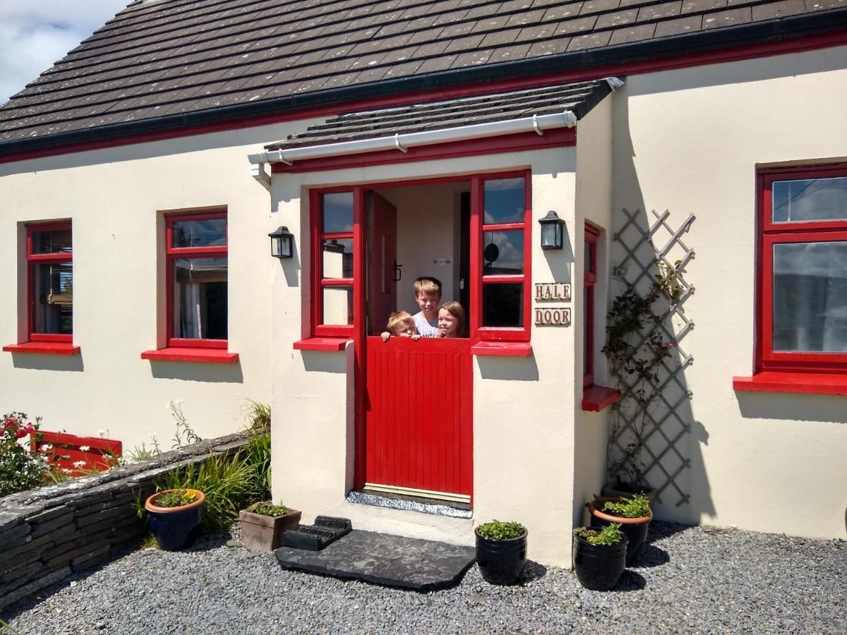 Half Door Cottage Doolin Exteriör bild