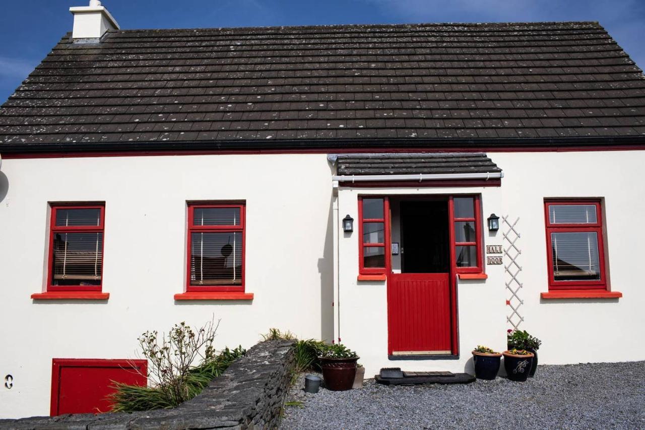 Half Door Cottage Doolin Exteriör bild