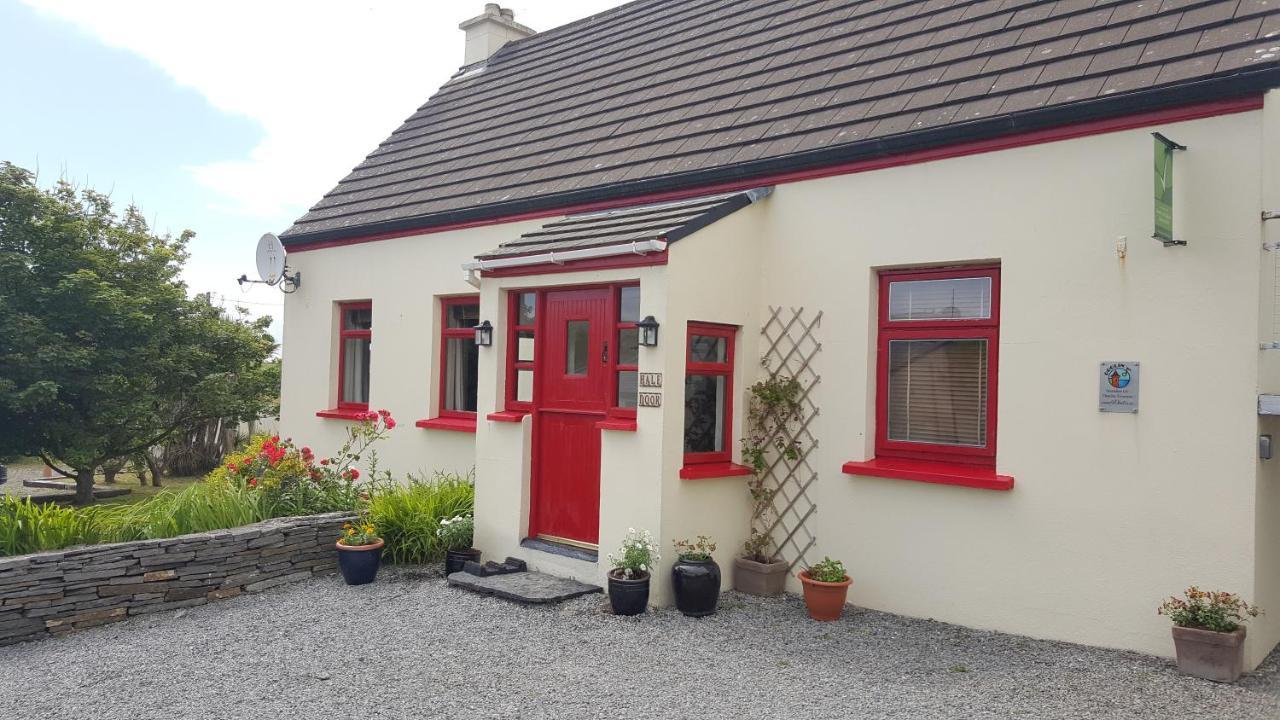 Half Door Cottage Doolin Exteriör bild