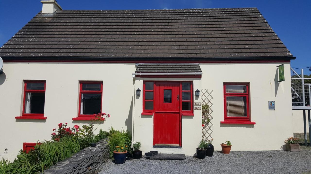 Half Door Cottage Doolin Exteriör bild